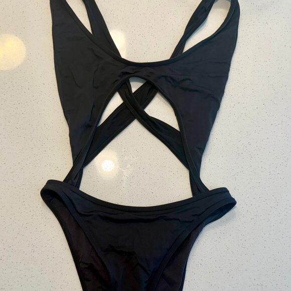 Surfstyle Black Cut Out Monokini Swimsuit one piece - Picture 1 of 3